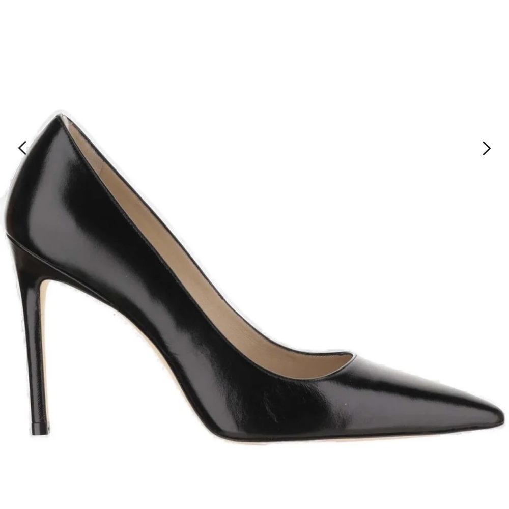 Stuart Weitzman black leather pumps